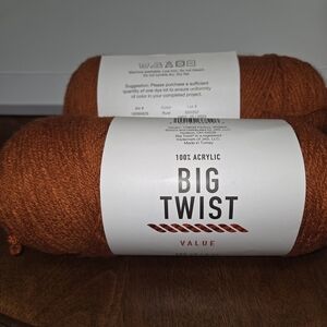 Big Twist Value Yarn - Rust